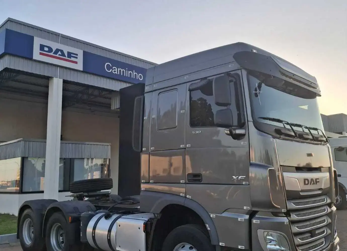 galeria DAF XF FTT 530 6x4