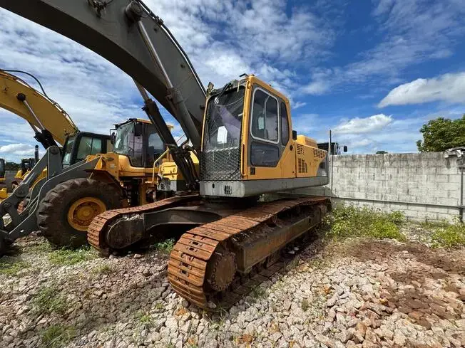 Escavadeira Volvo HID EC360B LC 