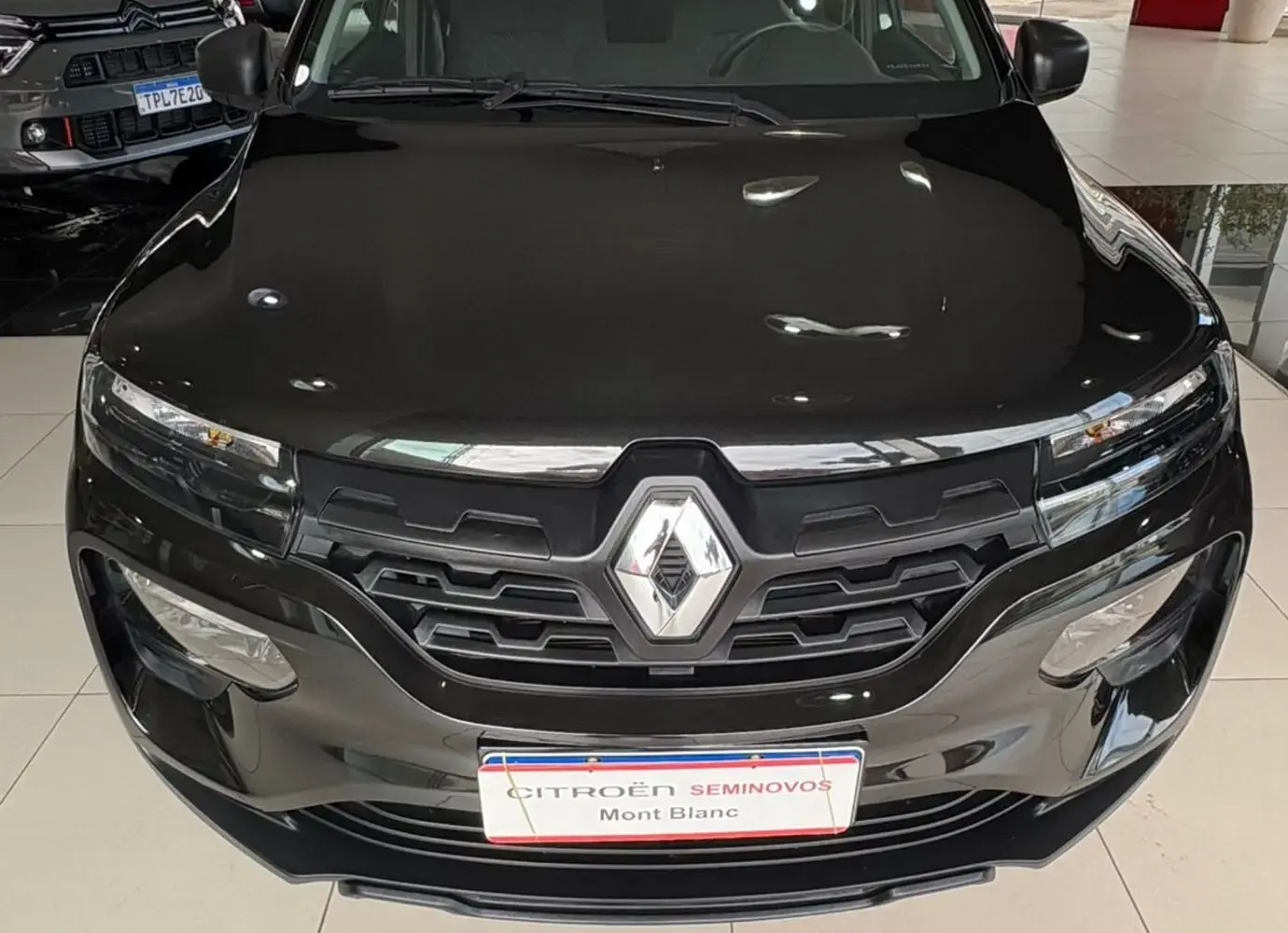 galeria KWID ZEN 1.0 MT