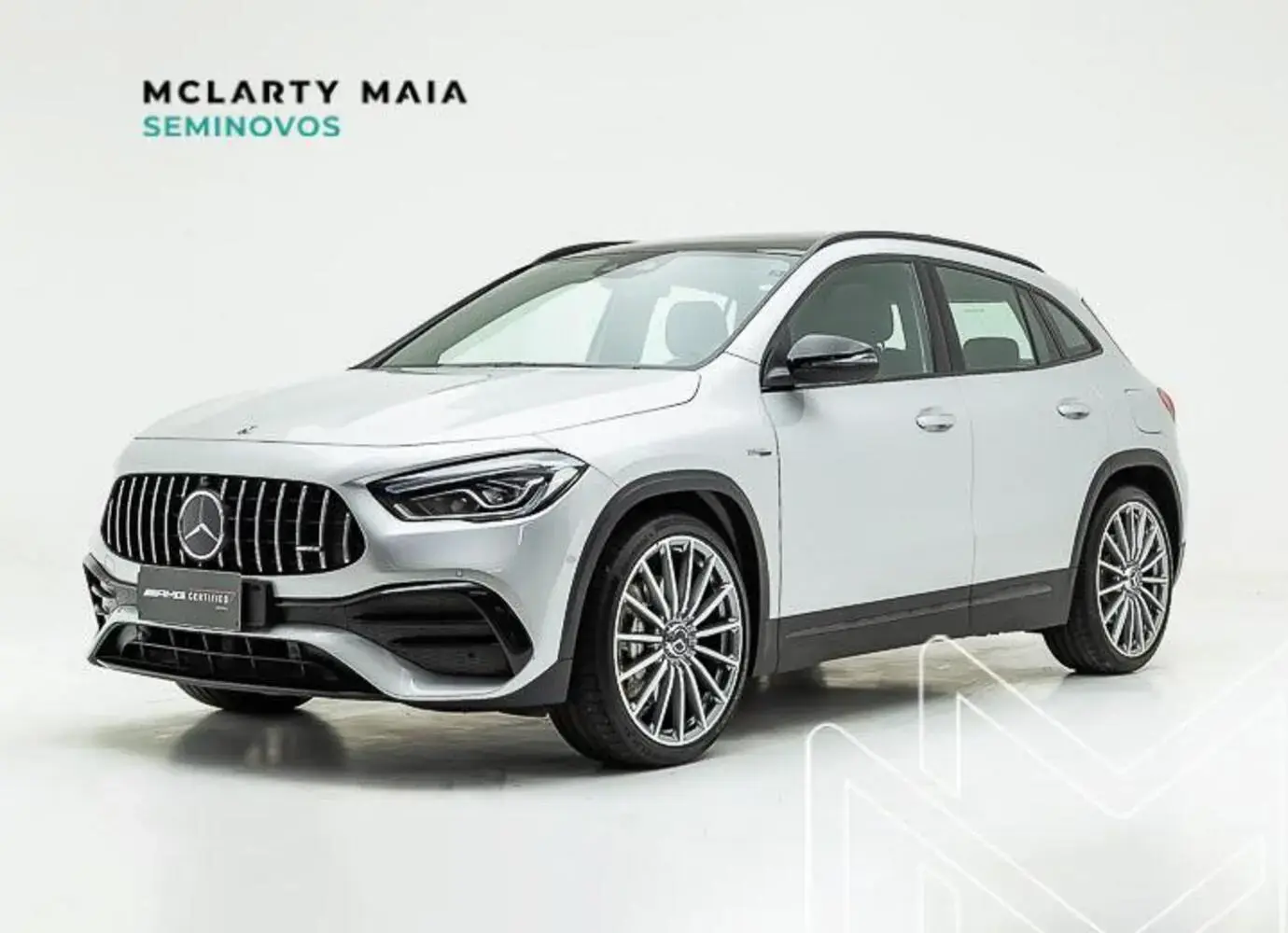 galeria GLA 35 AMG
