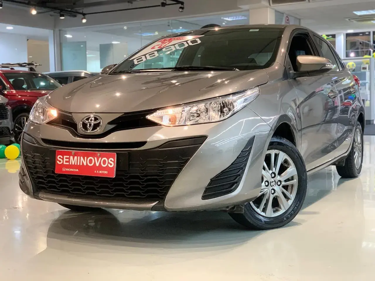 galeria Yaris