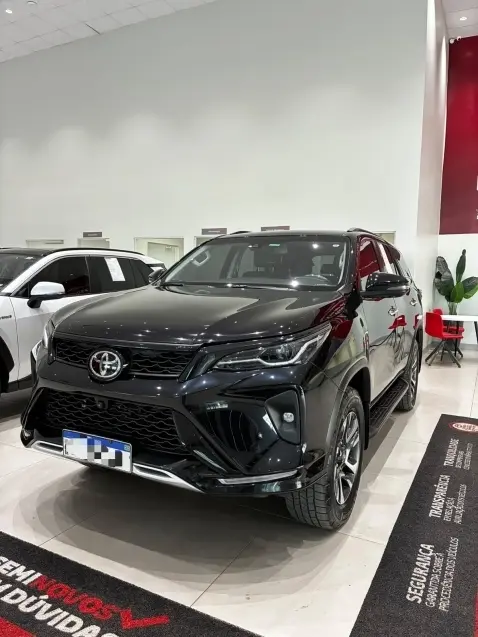 galeria HILUX SW4