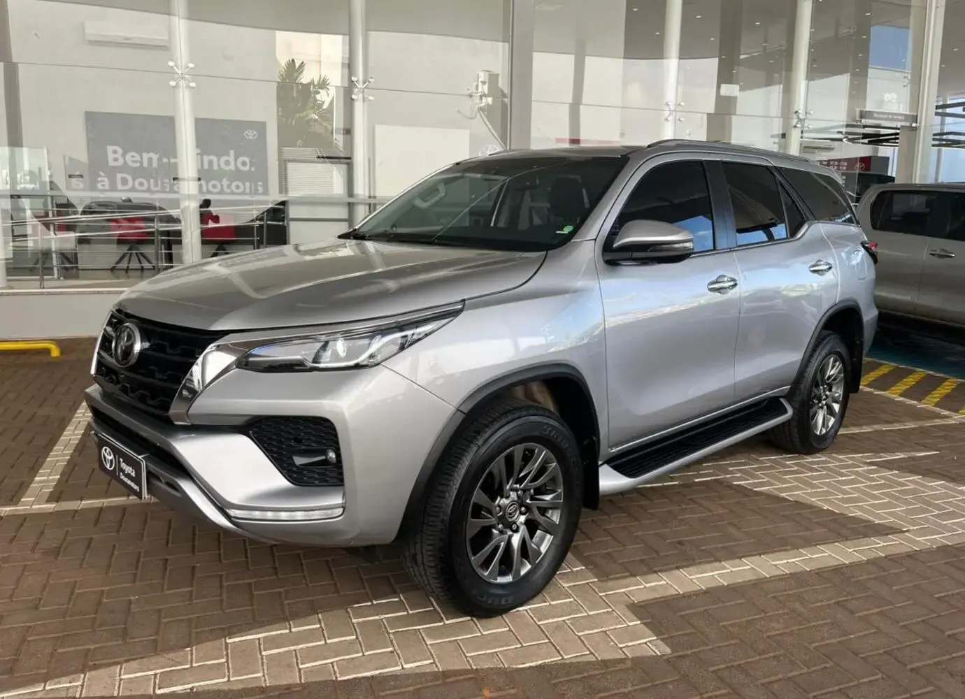 galeria SW4 SRX 7 LUGARES 2.8 4X4