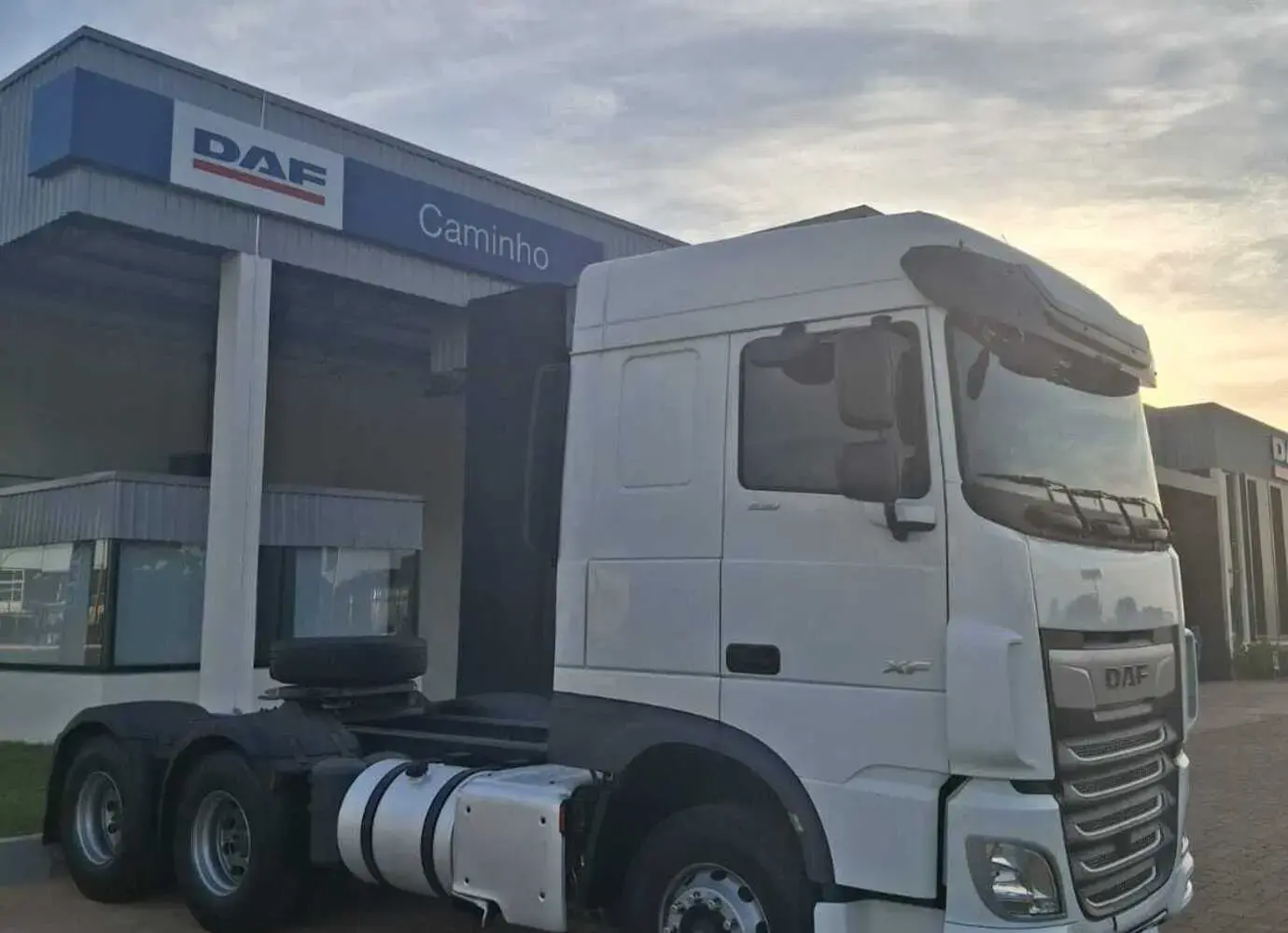galeria DAF XF FTT 530 6x4