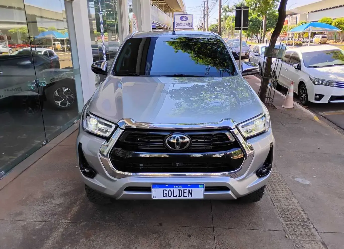 galeria HILUX