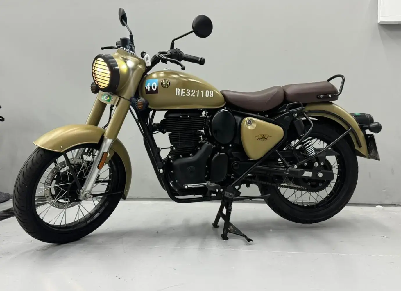 galeria Classic 350 Signals