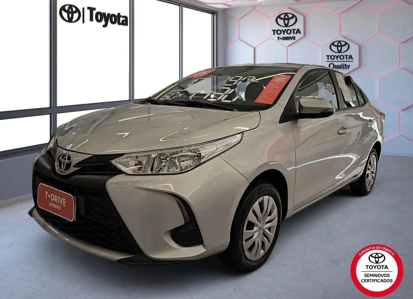 galeria Yaris Sedan