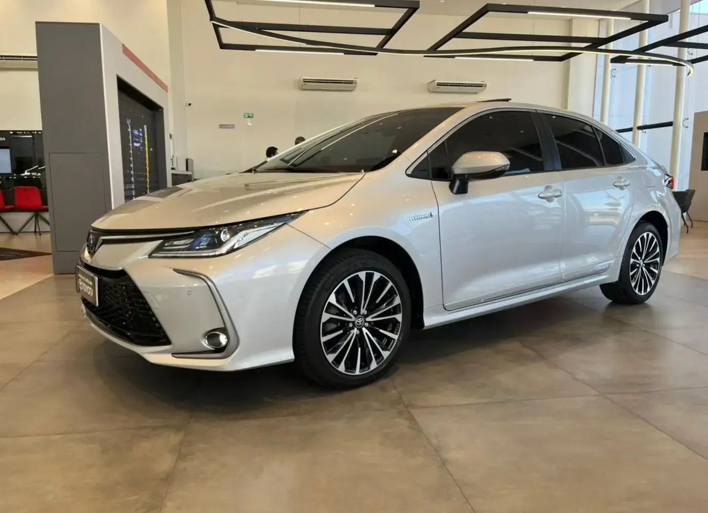 galeria COROLLA PREMIUM HIBRID