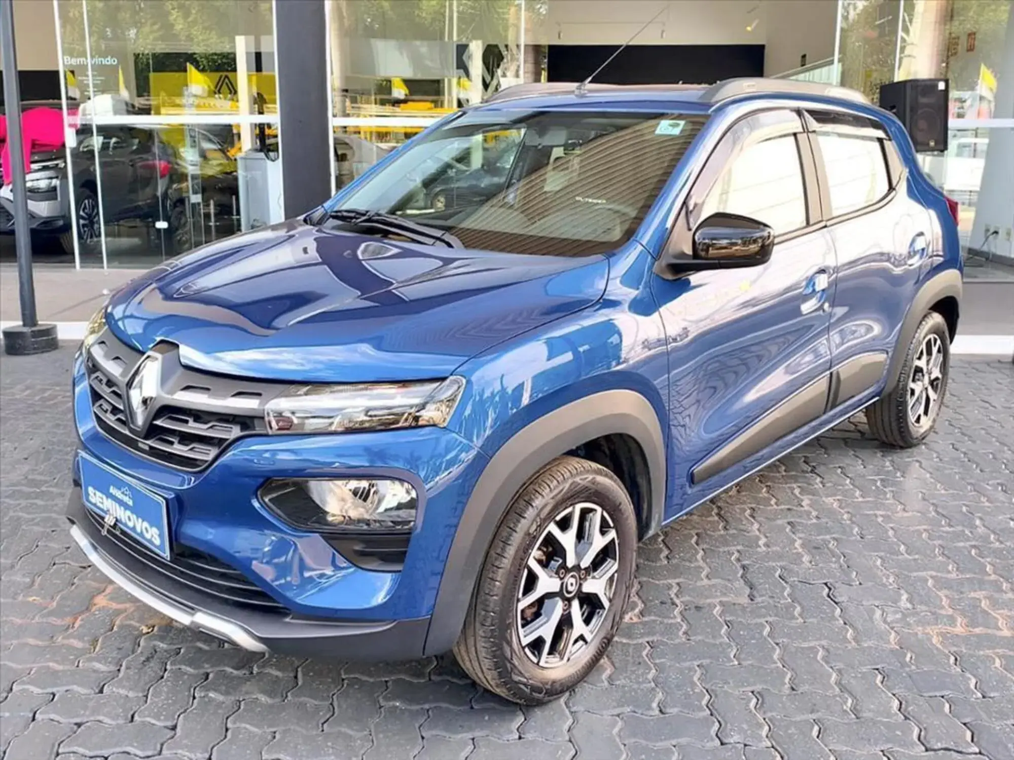 KWID 1.0 12V SCE FLEX OUTSIDER MANUAL