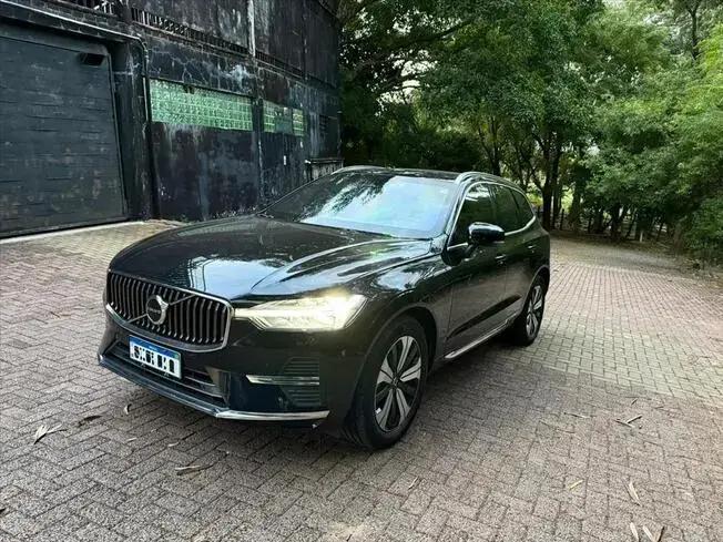 Volvo XC60 2.0 T8 RECHARGE PLUS AWD GEARTRONIC