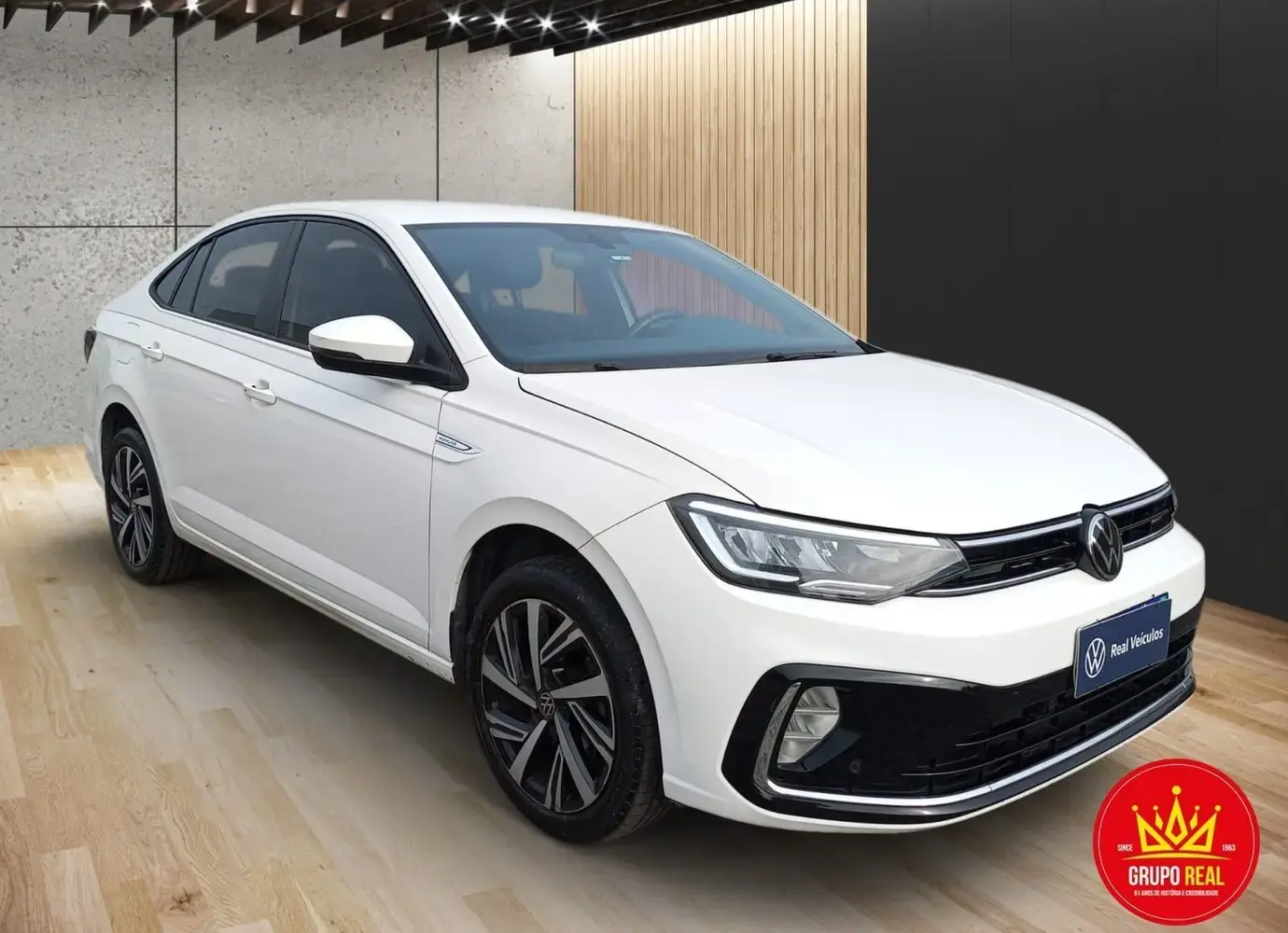 galeria VIRTUS Highline 200 TSI 1.0 Flex 12V Aut