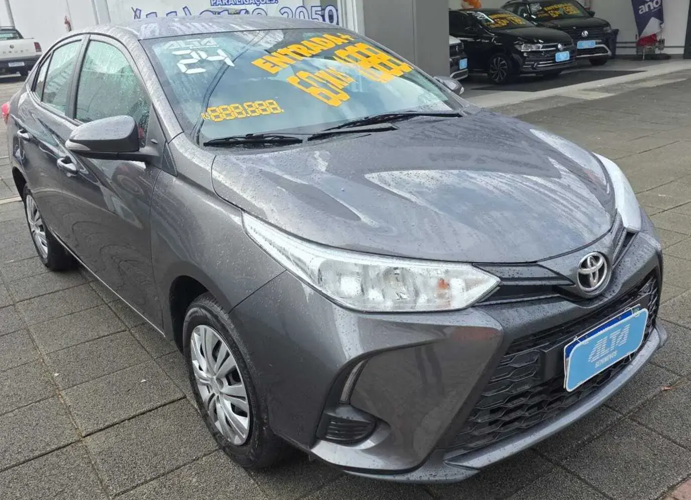 galeria Yaris Sedan