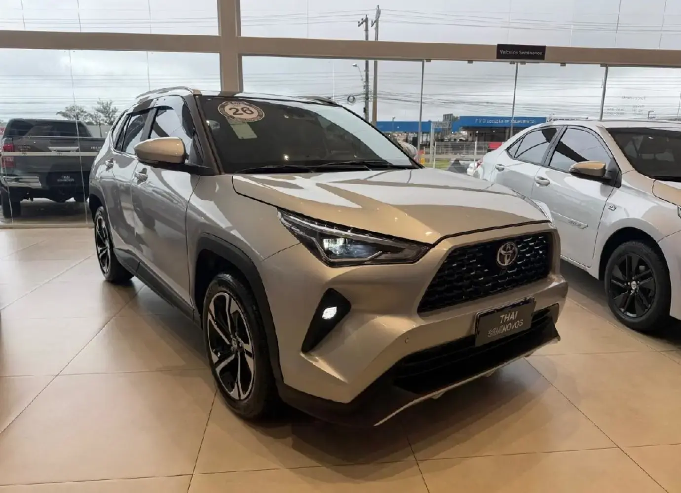 galeria YARIS CROSS