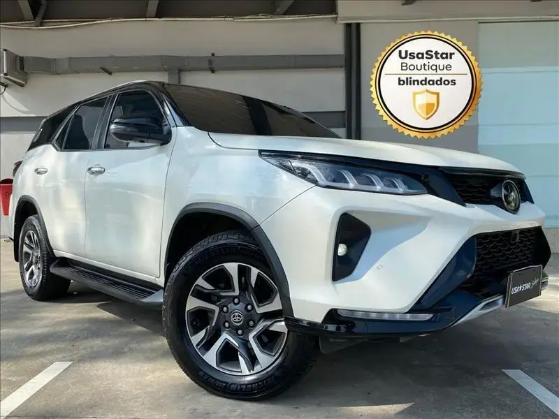 galeria HILUX SW4