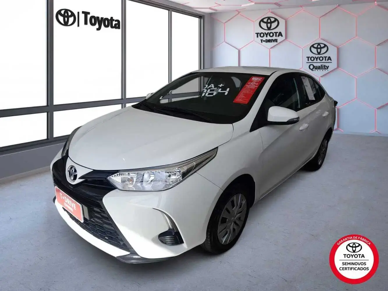 galeria Yaris Sedan