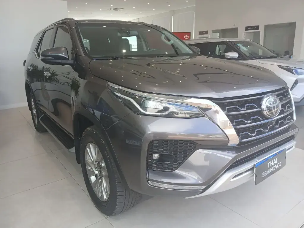 galeria HILUX SW4