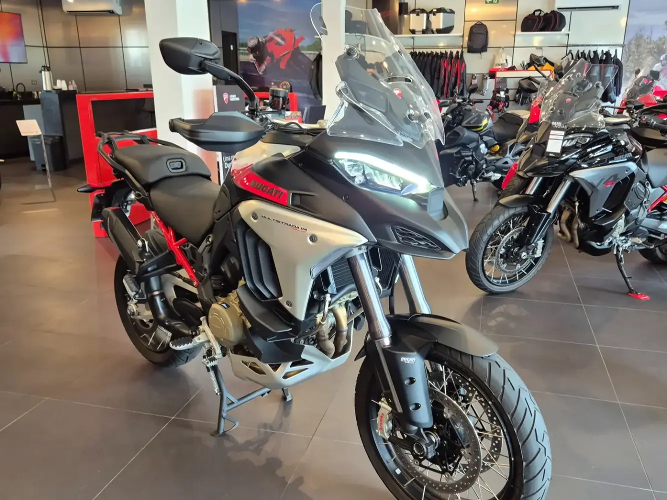 galeria DUCATI MULTISTRADA 1200 V4 RALLY ADVENTURE