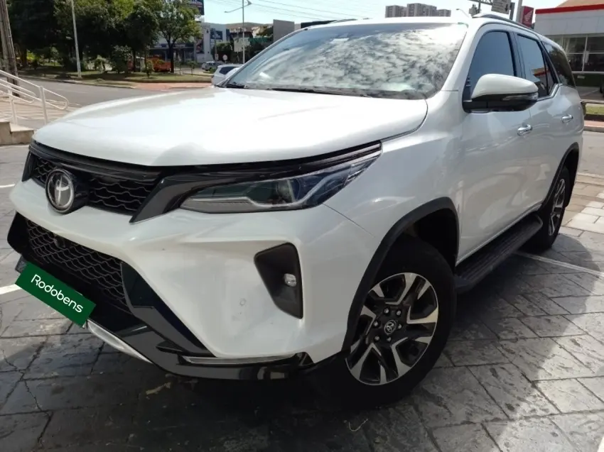 galeria HILUX SW4