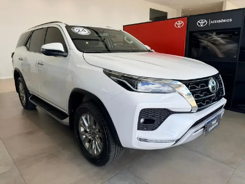 galeria HILUX SW4
