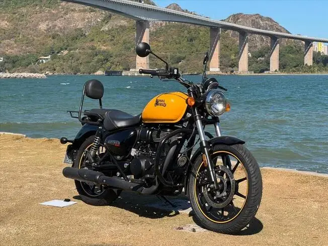 Royal Enfield METEOR 350 FIREBALL