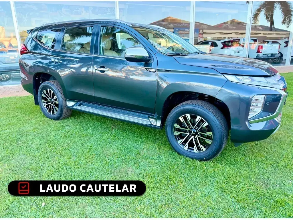 galeria PAJERO SPORT