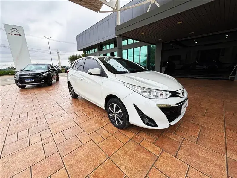 galeria YARIS