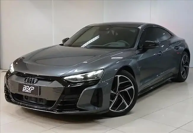 E-TRON GT
