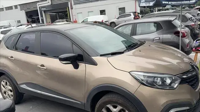 Renault CAPTUR 1.3 TCE FLEX ZEN X-TRONIC