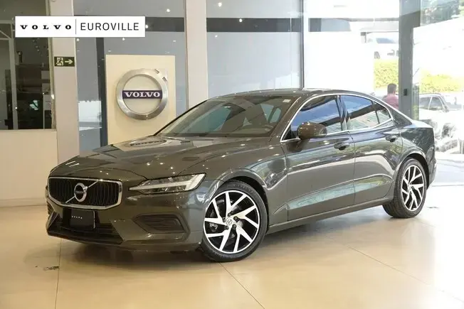 Volvo S60 2.0 T4 MOMENTUM GASOLINA 4P AUTOMÁTICO