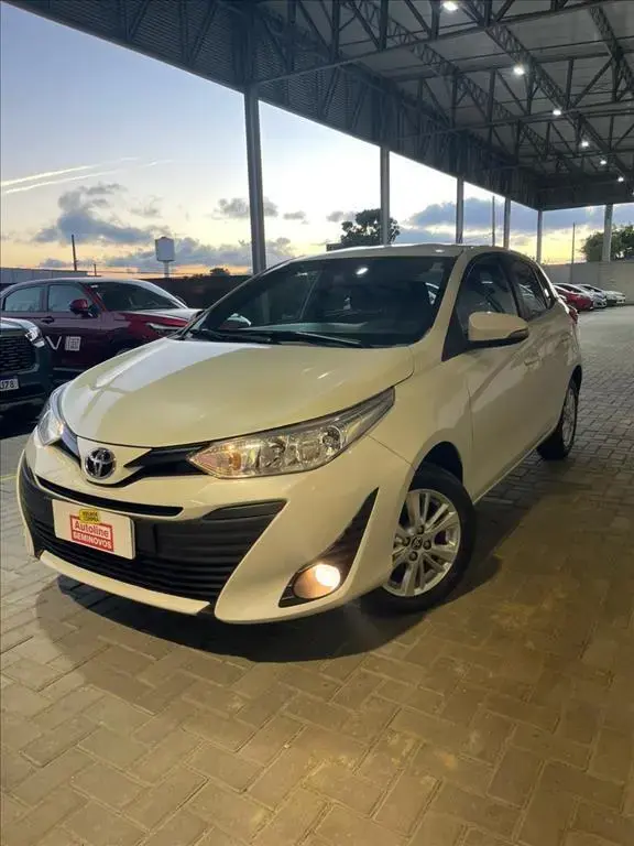 galeria YARIS