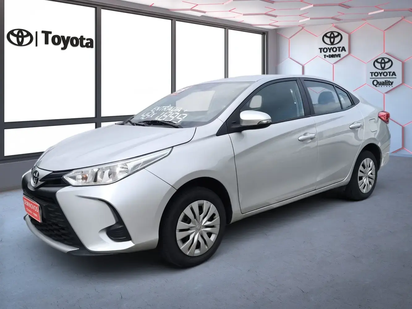 galeria Yaris Sedan