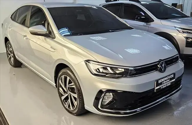 Volkswagen VIRTUS 1.0 200 TSI HIGHLINE AUTOMÁTICO