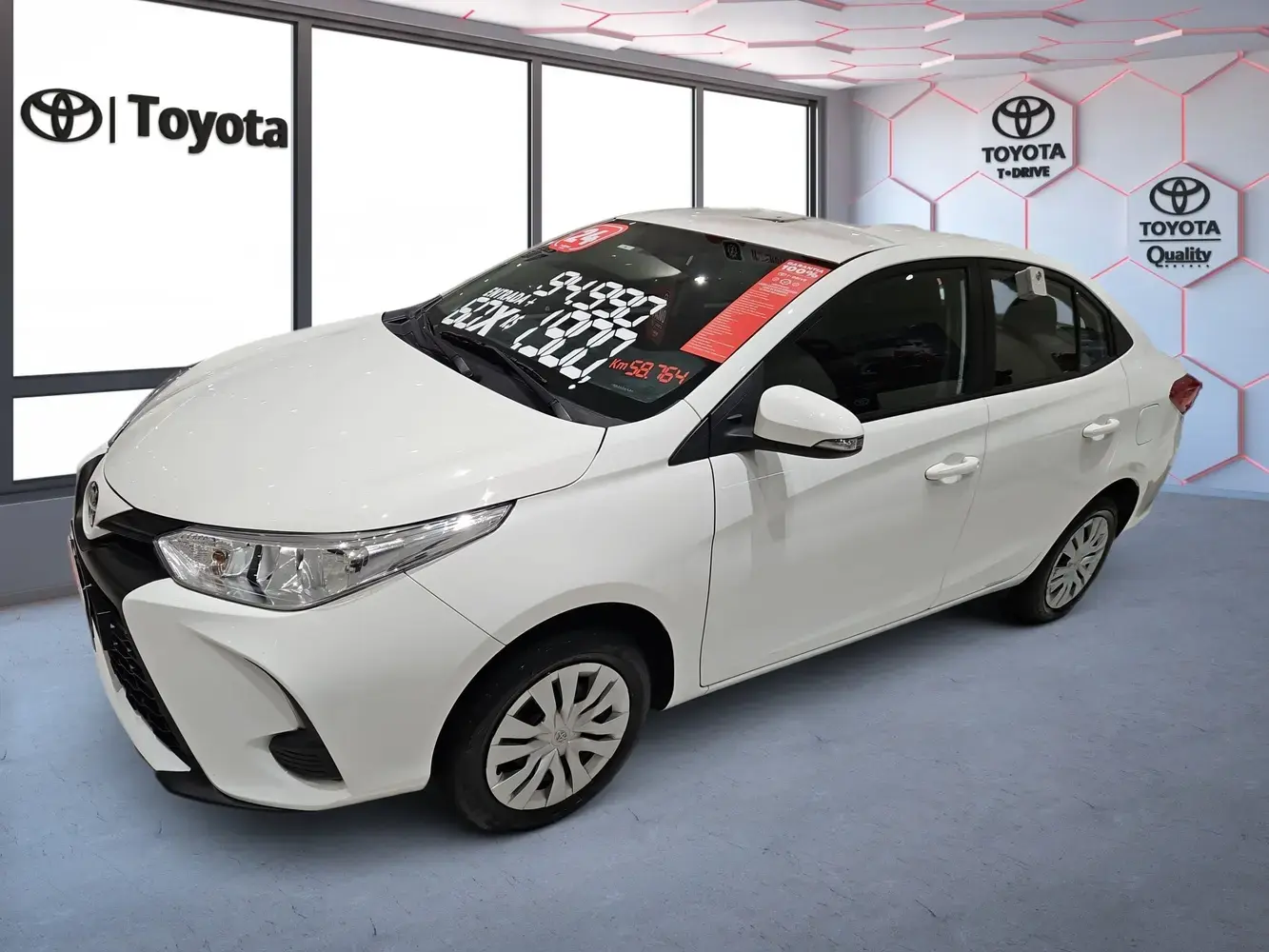 galeria Yaris Sedan