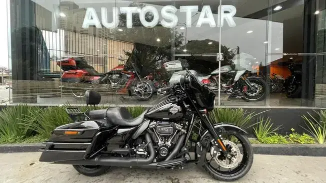Harley Davidson Street Glide SPECIAL FLHXS