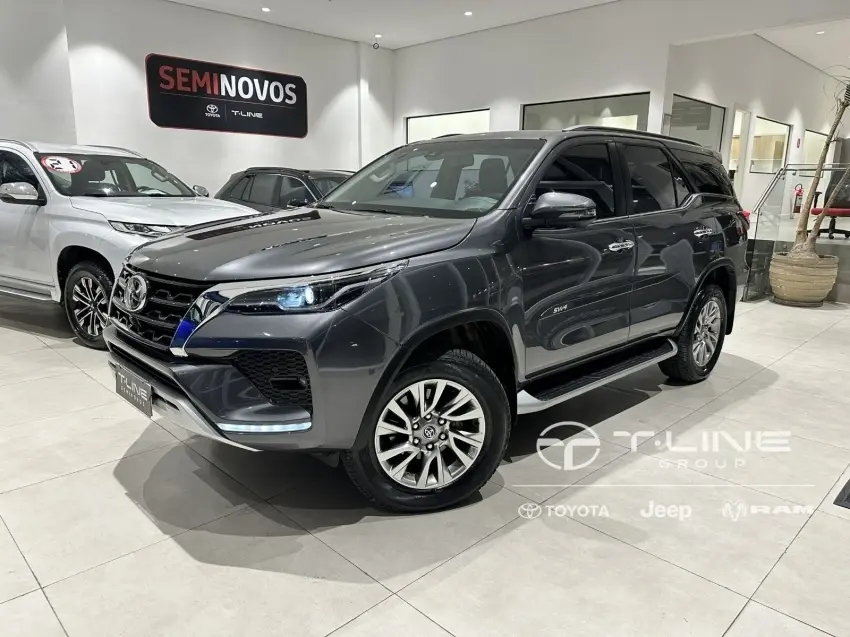 galeria HILUX SW4