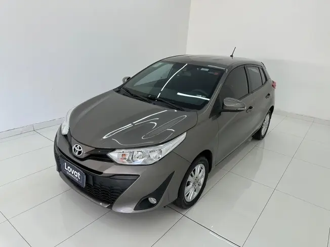 Toyota YARIS 1.3 16V FLEX XL PLUS TECH MULTIDRIVE