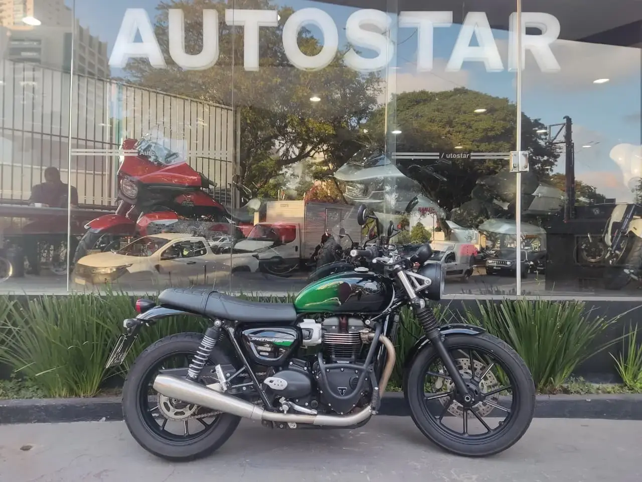 galeria Speed Twin 900