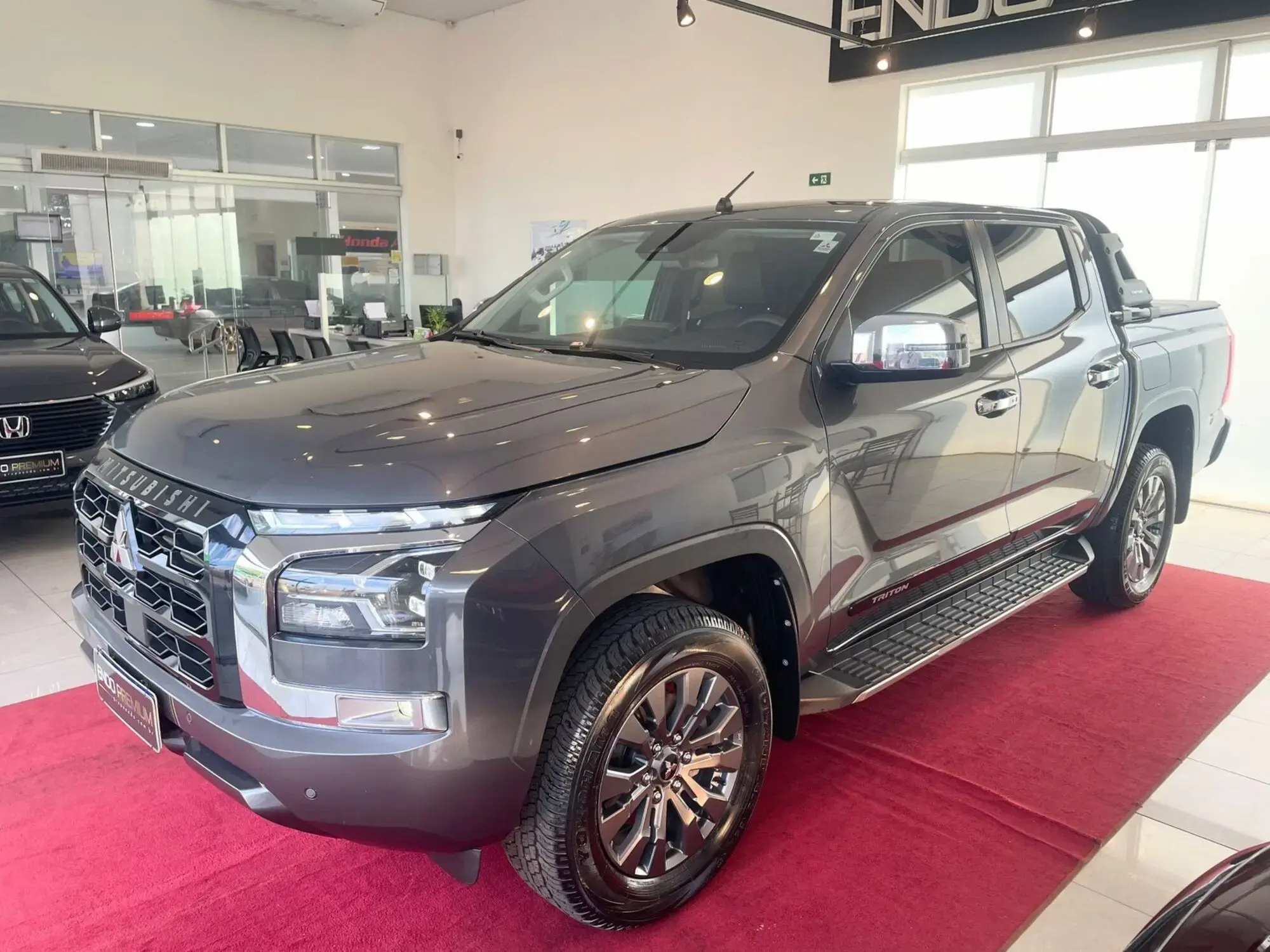 TRITON HPE-S 2.4TDi 16v 4X4 C.D