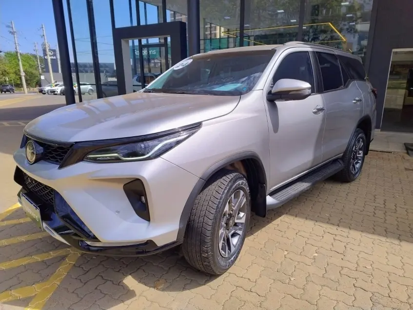 galeria HILUX SW4