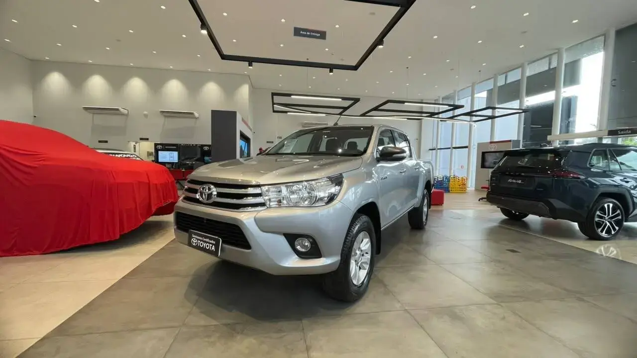 galeria HILUX SR 4X4 2.8