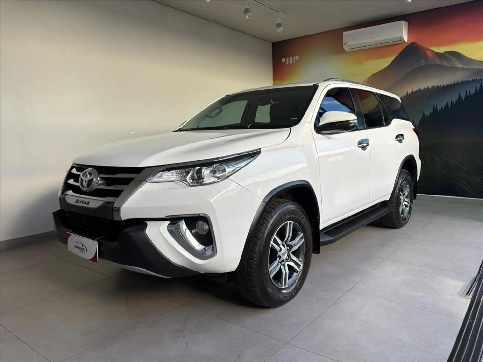 Hilux Sw4 2.7 Srv 7 Lugares 4X2 16V Flex 4P Automático