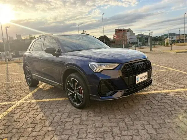 Audi Q3 2.0 40 TFSI GASOLINA PERFORMANCE BLACK QUATTRO TIPTRONIC