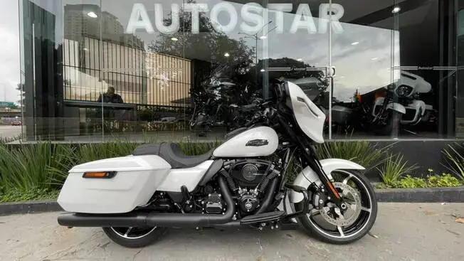Harley Davidson Street Glide FLHX