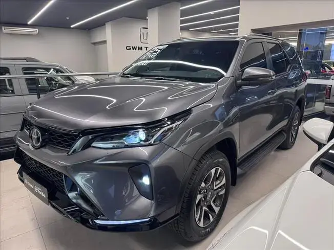 HILUX SW4