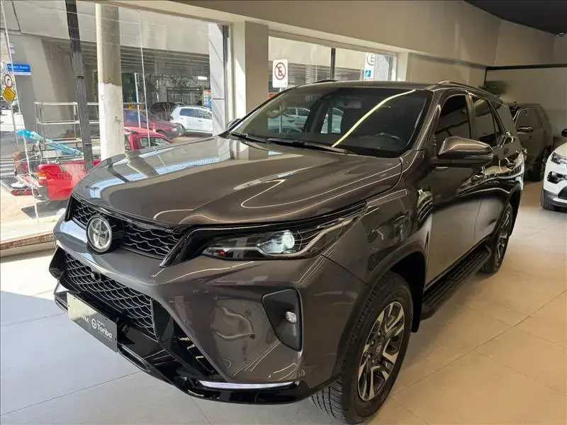 galeria HILUX SW4