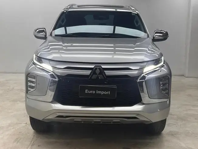 Mitsubishi Pajero Sport HPE-S 2.4