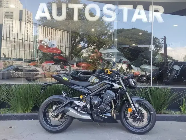 Triumph Street Triple 765 RS