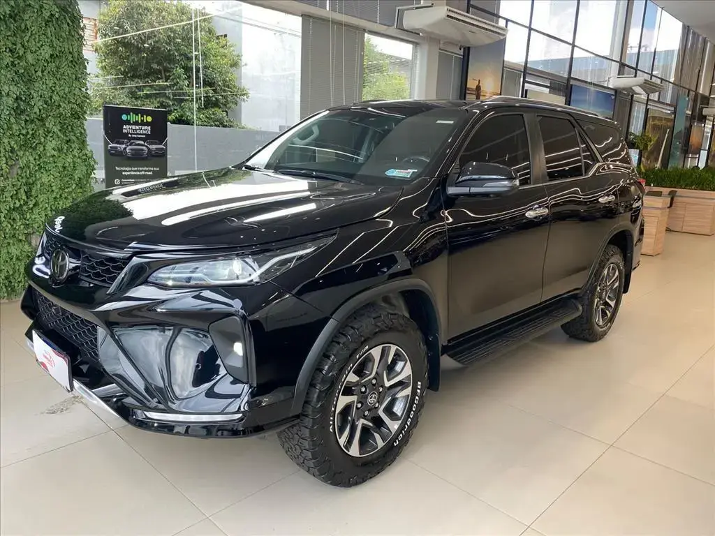 galeria HILUX SW4