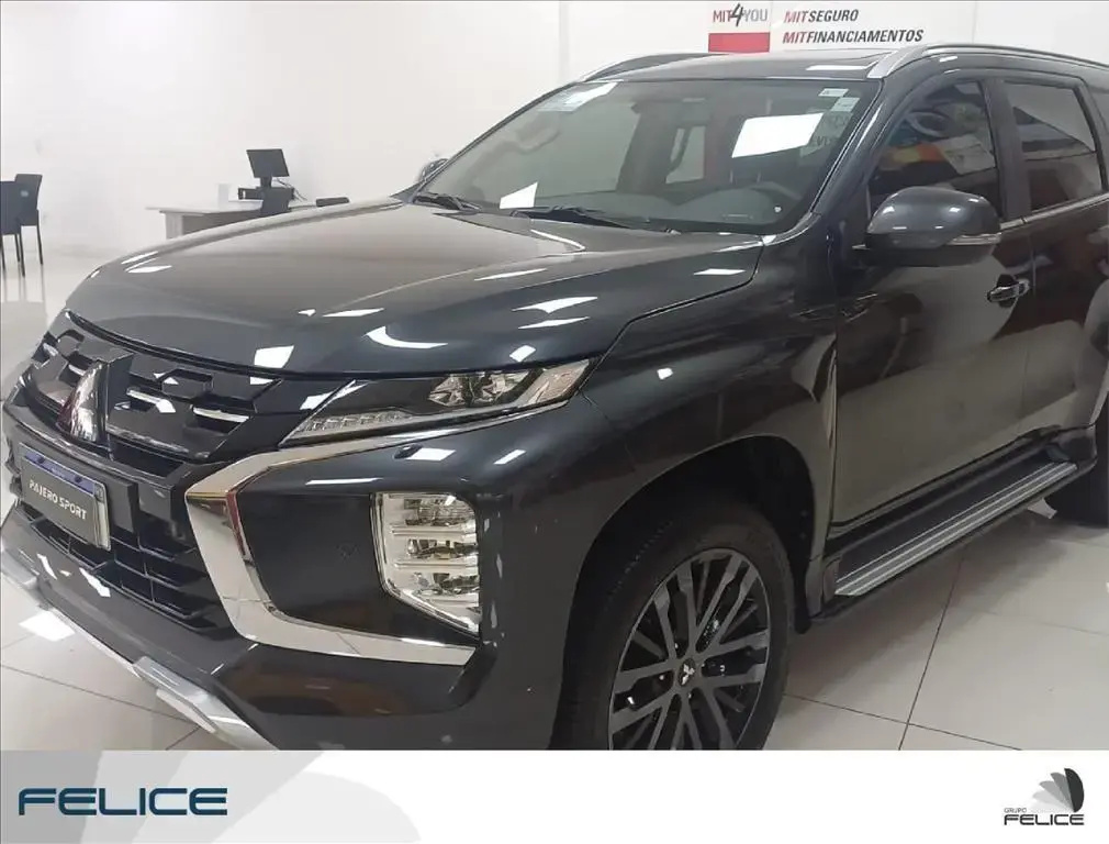 galeria PAJERO SPORT