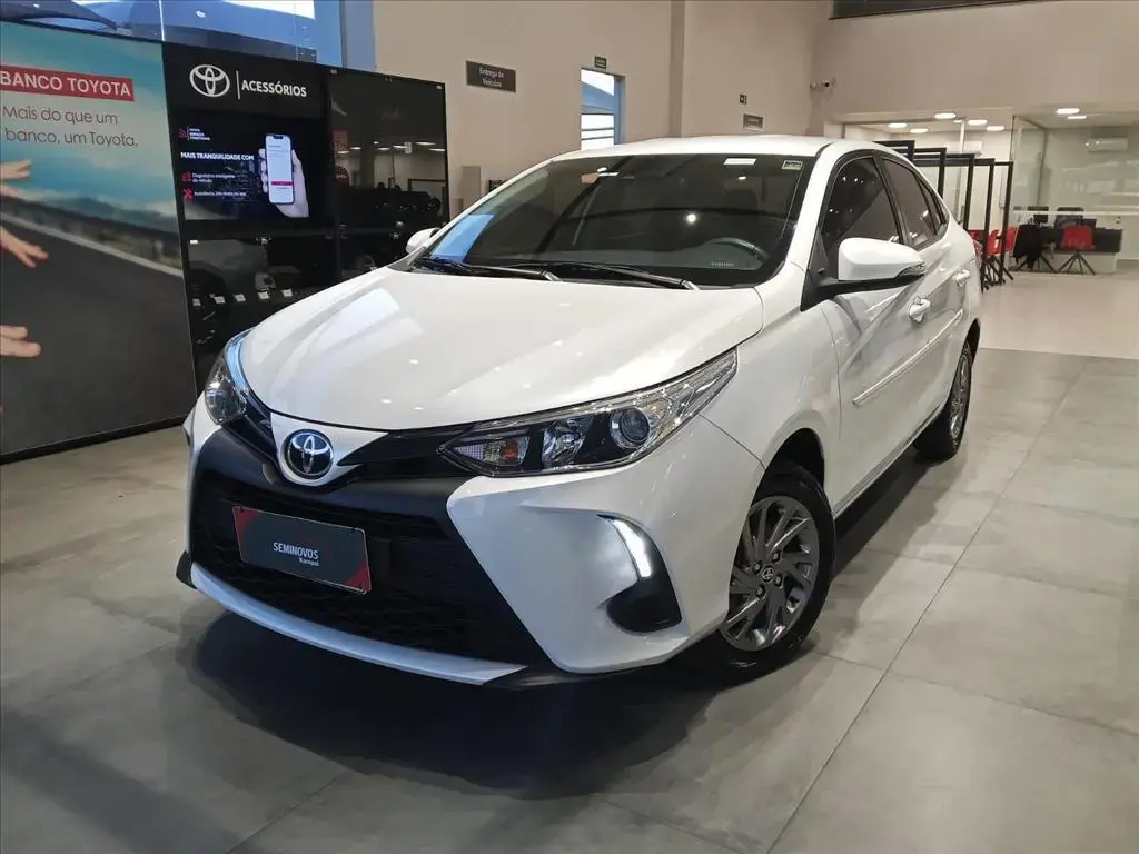galeria YARIS